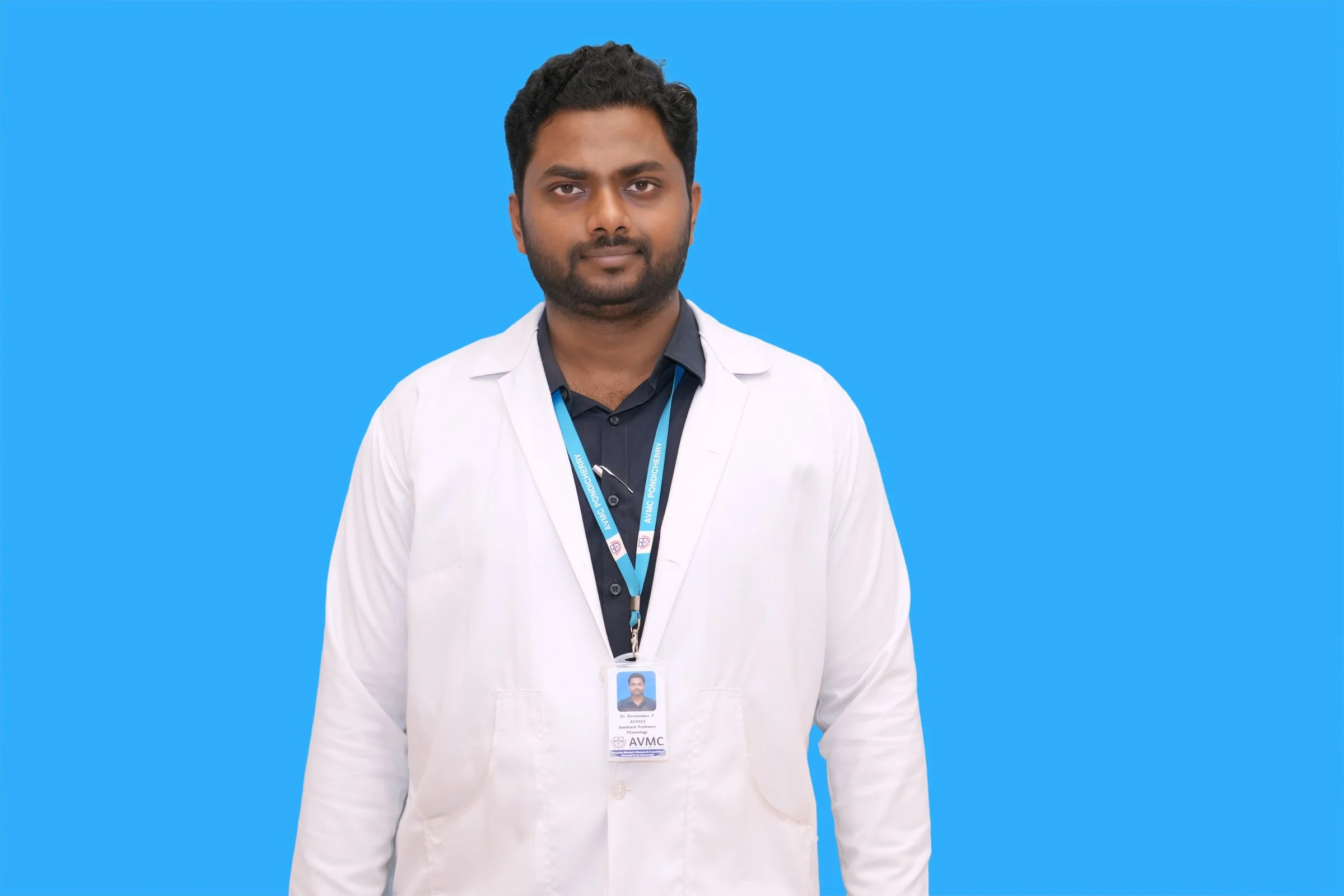 Dr. Ravisankar T.