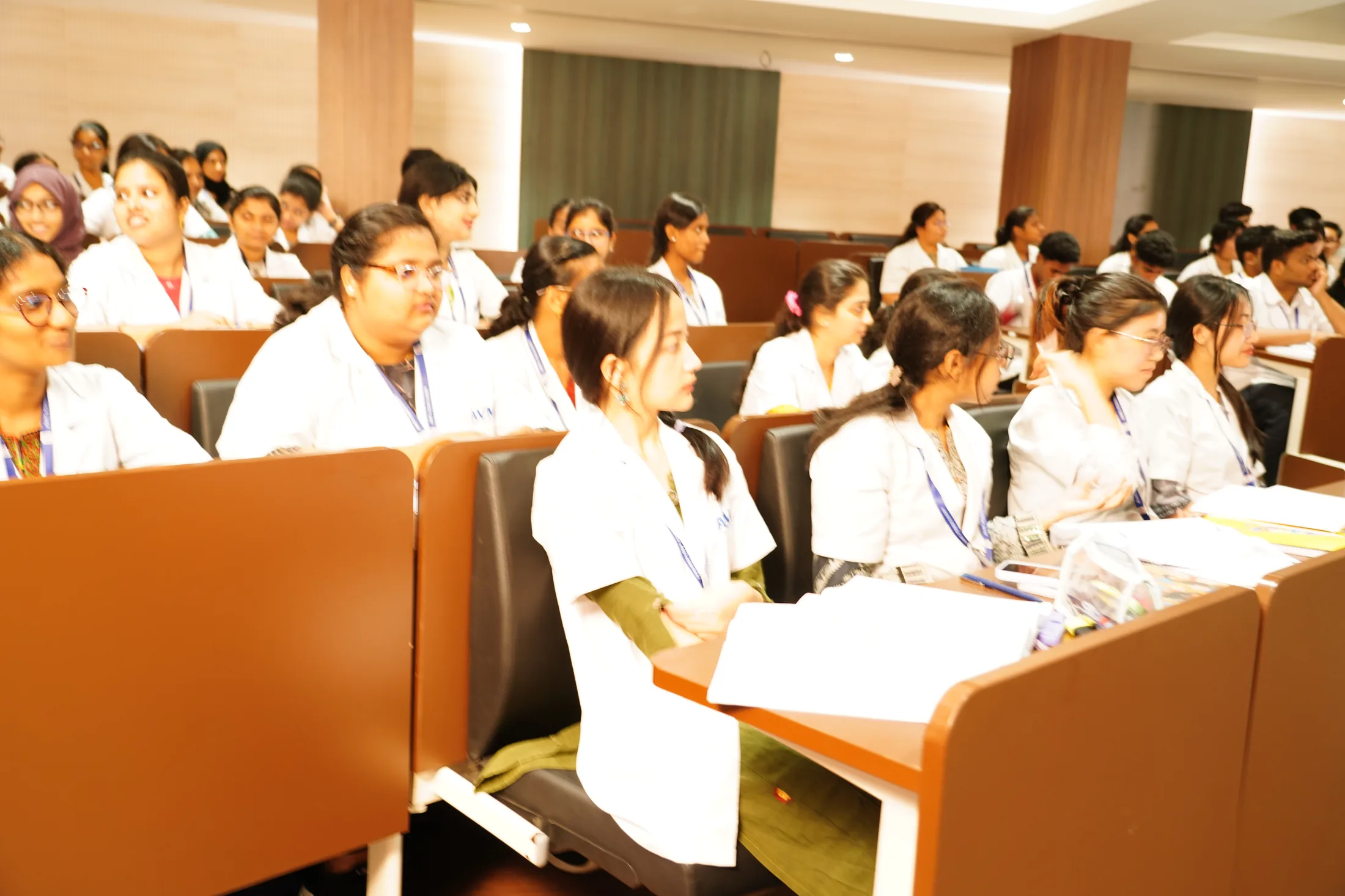 AVMCH students in the Ganesan lecture hall